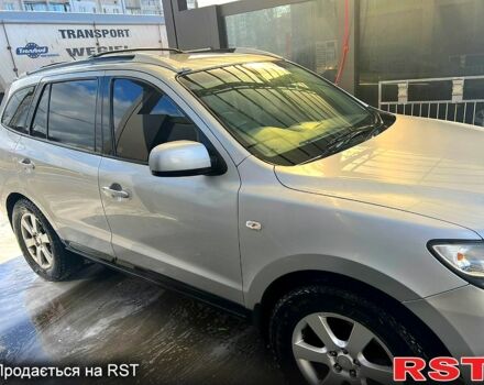 Серый Хендай Санта Фе, объемом двигателя 2.2 л и пробегом 170 тыс. км за 4200 $, фото 5 на Automoto.ua