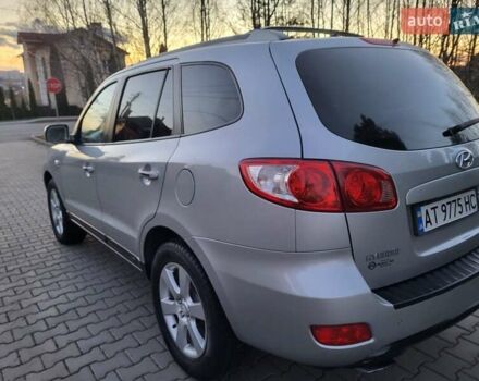 Серый Хендай Санта Фе, объемом двигателя 2.19 л и пробегом 302 тыс. км за 9990 $, фото 45 на Automoto.ua