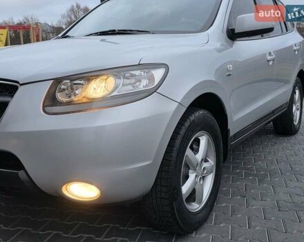 Серый Хендай Санта Фе, объемом двигателя 2.2 л и пробегом 251 тыс. км за 9333 $, фото 16 на Automoto.ua