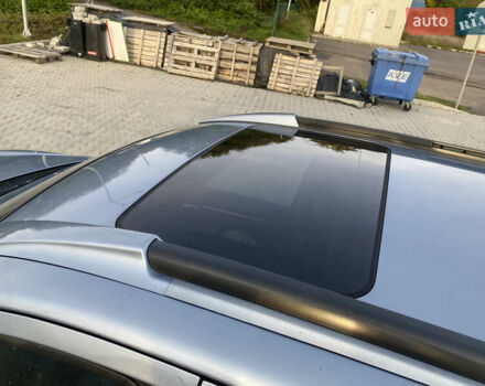 Серый Хендай Санта Фе, объемом двигателя 2.19 л и пробегом 334 тыс. км за 10000 $, фото 13 на Automoto.ua