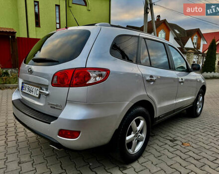 Серый Хендай Санта Фе, объемом двигателя 2.2 л и пробегом 297 тыс. км за 10300 $, фото 17 на Automoto.ua