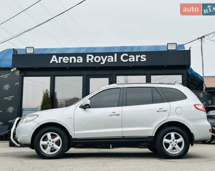 Серый Хендай Санта Фе, объемом двигателя 2.19 л и пробегом 290 тыс. км за 8999 $, фото 4 на Automoto.ua