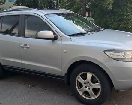 Сірий Хендай Санта Фе, об'ємом двигуна 2.2 л та пробігом 280 тис. км за 4800 $, фото 3 на Automoto.ua