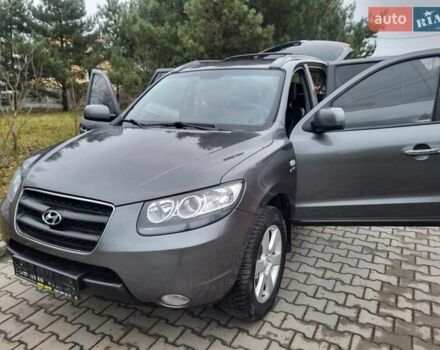 Серый Хендай Санта Фе, объемом двигателя 2.2 л и пробегом 233 тыс. км за 8999 $, фото 29 на Automoto.ua
