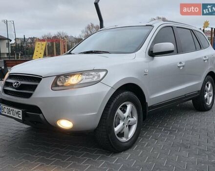 Серый Хендай Санта Фе, объемом двигателя 2.2 л и пробегом 251 тыс. км за 9333 $, фото 6 на Automoto.ua