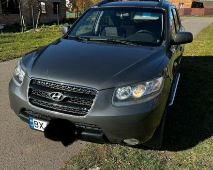 Серый Хендай Санта Фе, объемом двигателя 2.2 л и пробегом 350 тыс. км за 7157 $, фото 2 на Automoto.ua