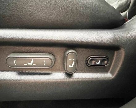 Сірий Хендай Санта Фе, об'ємом двигуна 2.2 л та пробігом 217 тис. км за 10000 $, фото 17 на Automoto.ua