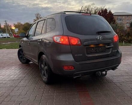 Серый Хендай Санта Фе, объемом двигателя 2.2 л и пробегом 199 тыс. км за 6800 $, фото 2 на Automoto.ua