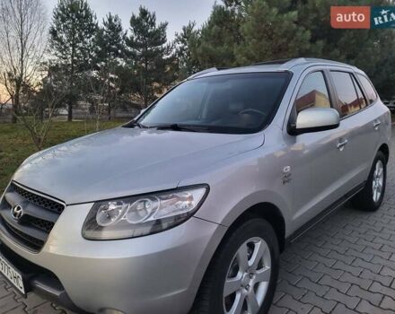 Серый Хендай Санта Фе, объемом двигателя 2.19 л и пробегом 302 тыс. км за 9990 $, фото 59 на Automoto.ua