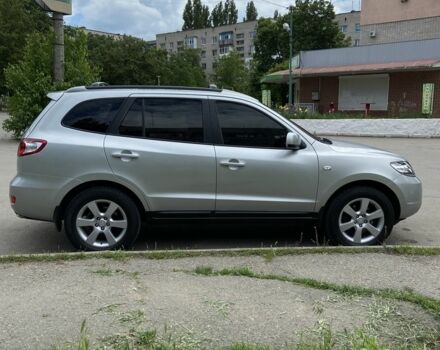 Серый Хендай Санта Фе, объемом двигателя 2.2 л и пробегом 276 тыс. км за 5600 $, фото 4 на Automoto.ua