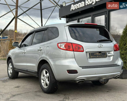 Серый Хендай Санта Фе, объемом двигателя 2.66 л и пробегом 174 тыс. км за 8700 $, фото 13 на Automoto.ua