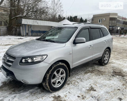 Сірий Хендай Санта Фе, об'ємом двигуна 2.19 л та пробігом 218 тис. км за 10500 $, фото 1 на Automoto.ua