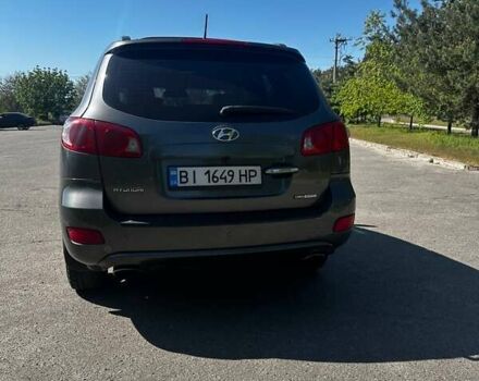 Серый Хендай Санта Фе, объемом двигателя 2.2 л и пробегом 241 тыс. км за 8900 $, фото 3 на Automoto.ua