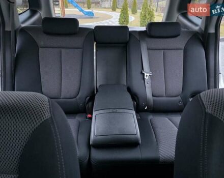 Серый Хендай Санта Фе, объемом двигателя 2.2 л и пробегом 251 тыс. км за 9333 $, фото 44 на Automoto.ua