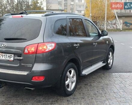 Серый Хендай Санта Фе, объемом двигателя 2.19 л и пробегом 288 тыс. км за 8950 $, фото 4 на Automoto.ua