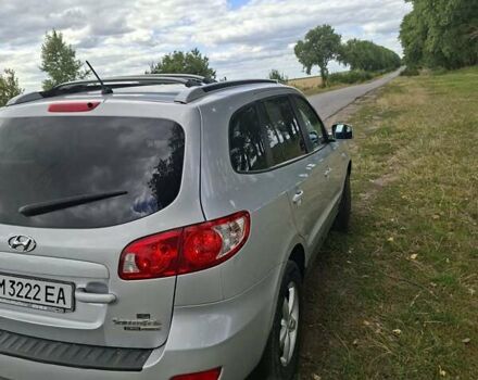Серый Хендай Санта Фе, объемом двигателя 2.19 л и пробегом 260 тыс. км за 10700 $, фото 3 на Automoto.ua
