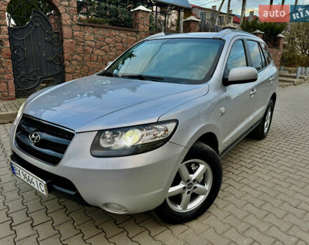 Серый Хендай Санта Фе, объемом двигателя 2.2 л и пробегом 297 тыс. км за 10300 $, фото 1 на Automoto.ua