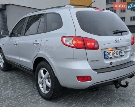 Серый Хендай Санта Фе, объемом двигателя 2.2 л и пробегом 251 тыс. км за 9333 $, фото 9 на Automoto.ua