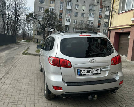 Серый Хендай Санта Фе, объемом двигателя 2.19 л и пробегом 249 тыс. км за 8300 $, фото 2 на Automoto.ua