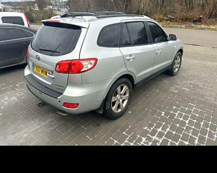 Серый Хендай Санта Фе, объемом двигателя 2.2 л и пробегом 170 тыс. км за 4200 $, фото 2 на Automoto.ua