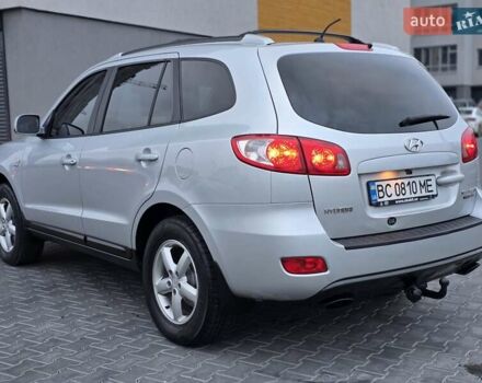 Серый Хендай Санта Фе, объемом двигателя 2.2 л и пробегом 251 тыс. км за 9333 $, фото 3 на Automoto.ua