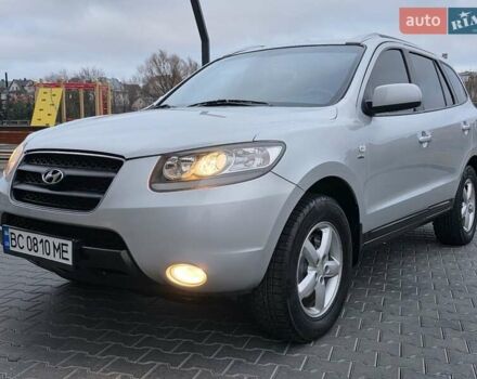 Серый Хендай Санта Фе, объемом двигателя 2.2 л и пробегом 251 тыс. км за 9333 $, фото 5 на Automoto.ua