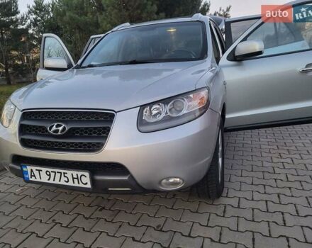 Серый Хендай Санта Фе, объемом двигателя 2.19 л и пробегом 302 тыс. км за 9990 $, фото 83 на Automoto.ua