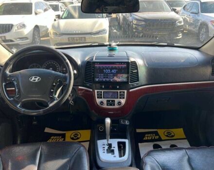 Сірий Хендай Санта Фе, об'ємом двигуна 2.2 л та пробігом 317 тис. км за 9600 $, фото 16 на Automoto.ua