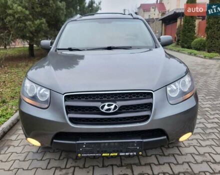 Серый Хендай Санта Фе, объемом двигателя 2.2 л и пробегом 233 тыс. км за 8999 $, фото 7 на Automoto.ua