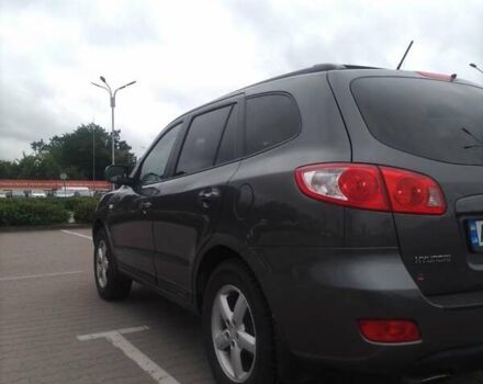 Серый Хендай Санта Фе, объемом двигателя 2.2 л и пробегом 210 тыс. км за 9900 $, фото 12 на Automoto.ua