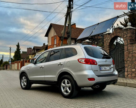 Серый Хендай Санта Фе, объемом двигателя 2.2 л и пробегом 297 тыс. км за 10300 $, фото 63 на Automoto.ua