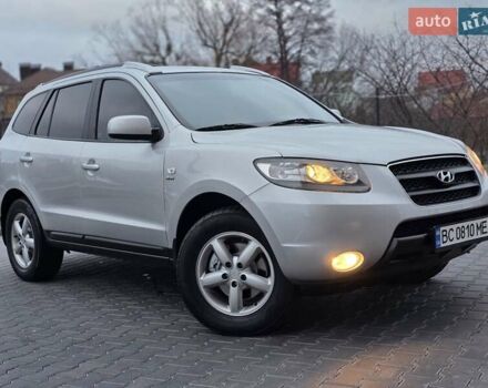 Серый Хендай Санта Фе, объемом двигателя 2.2 л и пробегом 251 тыс. км за 9333 $, фото 1 на Automoto.ua