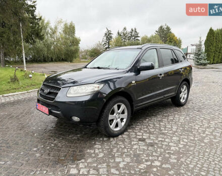 Серый Хендай Санта Фе, объемом двигателя 2.2 л и пробегом 246 тыс. км за 10250 $, фото 3 на Automoto.ua