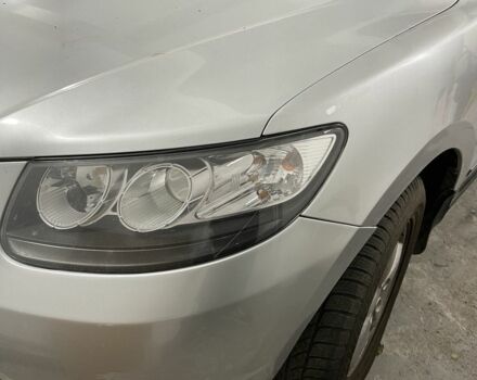 Серый Хендай Санта Фе, объемом двигателя 2.2 л и пробегом 280 тыс. км за 6700 $, фото 1 на Automoto.ua