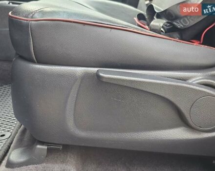 Серый Хендай Санта Фе, объемом двигателя 2.2 л и пробегом 210 тыс. км за 9750 $, фото 164 на Automoto.ua