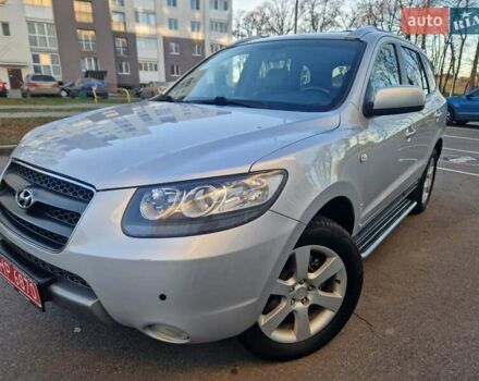 Серый Хендай Санта Фе, объемом двигателя 2.2 л и пробегом 180 тыс. км за 10400 $, фото 3 на Automoto.ua