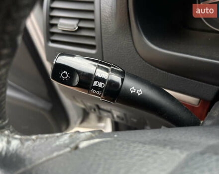 Серый Хендай Санта Фе, объемом двигателя 2.66 л и пробегом 210 тыс. км за 9500 $, фото 22 на Automoto.ua