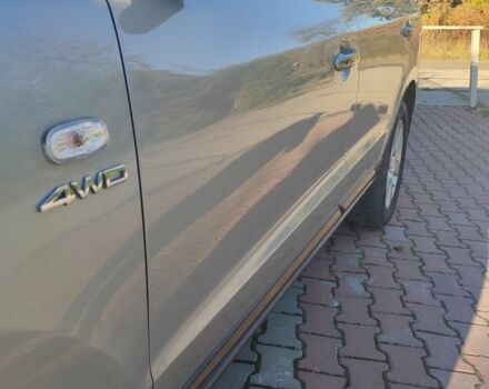 Серый Хендай Санта Фе, объемом двигателя 2.2 л и пробегом 264 тыс. км за 9800 $, фото 4 на Automoto.ua