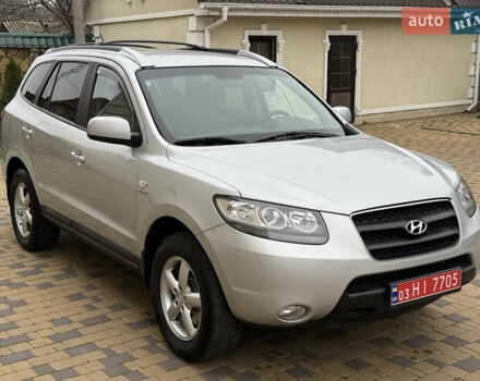 Сірий Хендай Санта Фе, об'ємом двигуна 2.2 л та пробігом 235 тис. км за 10700 $, фото 4 на Automoto.ua