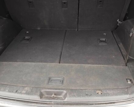 Серый Хендай Санта Фе, объемом двигателя 2.2 л и пробегом 253 тыс. км за 9400 $, фото 6 на Automoto.ua