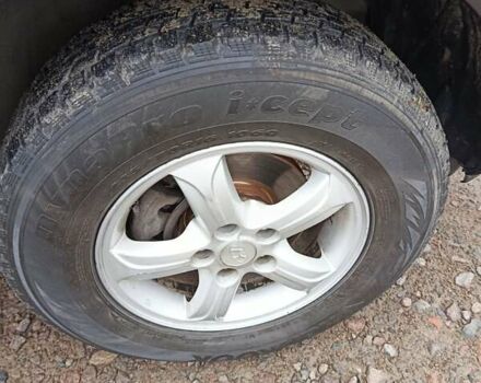 Серый Хендай Санта Фе, объемом двигателя 2.2 л и пробегом 245 тыс. км за 9900 $, фото 22 на Automoto.ua