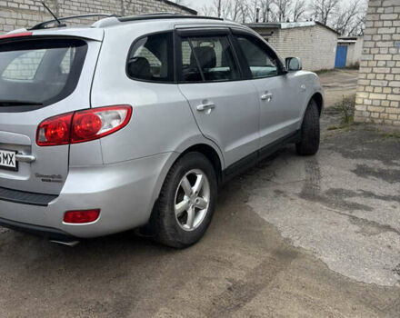 Серый Хендай Санта Фе, объемом двигателя 2.19 л и пробегом 170 тыс. км за 10500 $, фото 7 на Automoto.ua