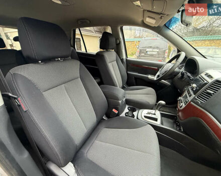 Сірий Хендай Санта Фе, об'ємом двигуна 2.2 л та пробігом 235 тис. км за 10700 $, фото 20 на Automoto.ua