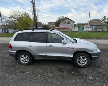 Серый Хендай Санта Фе, объемом двигателя 2 л и пробегом 200 тыс. км за 3000 $, фото 5 на Automoto.ua