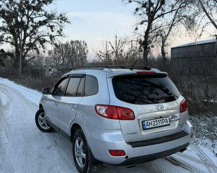 Серый Хендай Санта Фе, объемом двигателя 2.2 л и пробегом 283 тыс. км за 9200 $, фото 5 на Automoto.ua