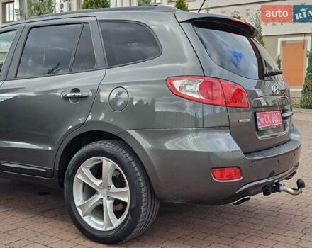 Сірий Хендай Санта Фе, об'ємом двигуна 2.2 л та пробігом 210 тис. км за 9950 $, фото 91 на Automoto.ua