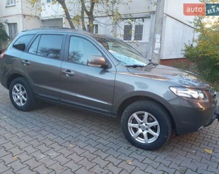 Сірий Хендай Санта Фе, об'ємом двигуна 2.2 л та пробігом 230 тис. км за 9450 $, фото 6 на Automoto.ua