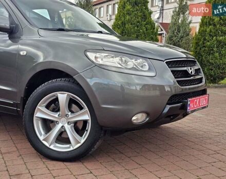 Сірий Хендай Санта Фе, об'ємом двигуна 2.2 л та пробігом 210 тис. км за 9950 $, фото 51 на Automoto.ua