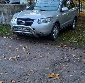 Серый Хендай Санта Фе, объемом двигателя 2.19 л и пробегом 258 тыс. км за 8600 $, фото 4 на Automoto.ua