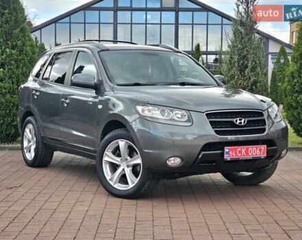 Серый Хендай Санта Фе, объемом двигателя 2.2 л и пробегом 210 тыс. км за 9750 $, фото 41 на Automoto.ua